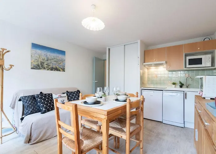 アパート Cosy 6 Pers, Jardin/terrasse, Proche Centre Saint-lary, Navette Gratuite - Fr-1-296-277 サン・ラリー・スラン